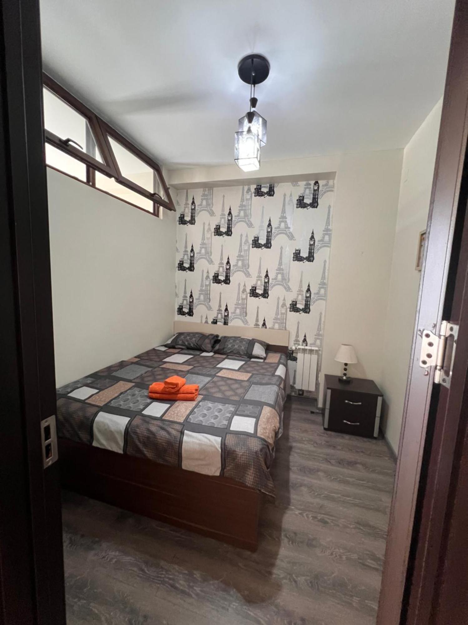 Апартаменты Batumi Center 3 Rooms Экстерьер фото