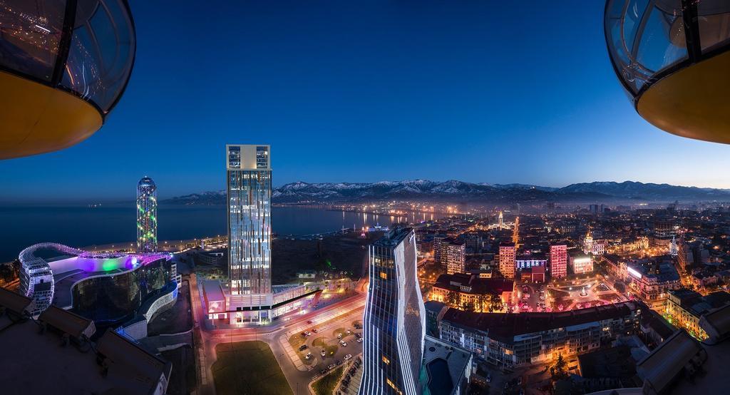 Апартаменты Batumi Center 3 Rooms Экстерьер фото