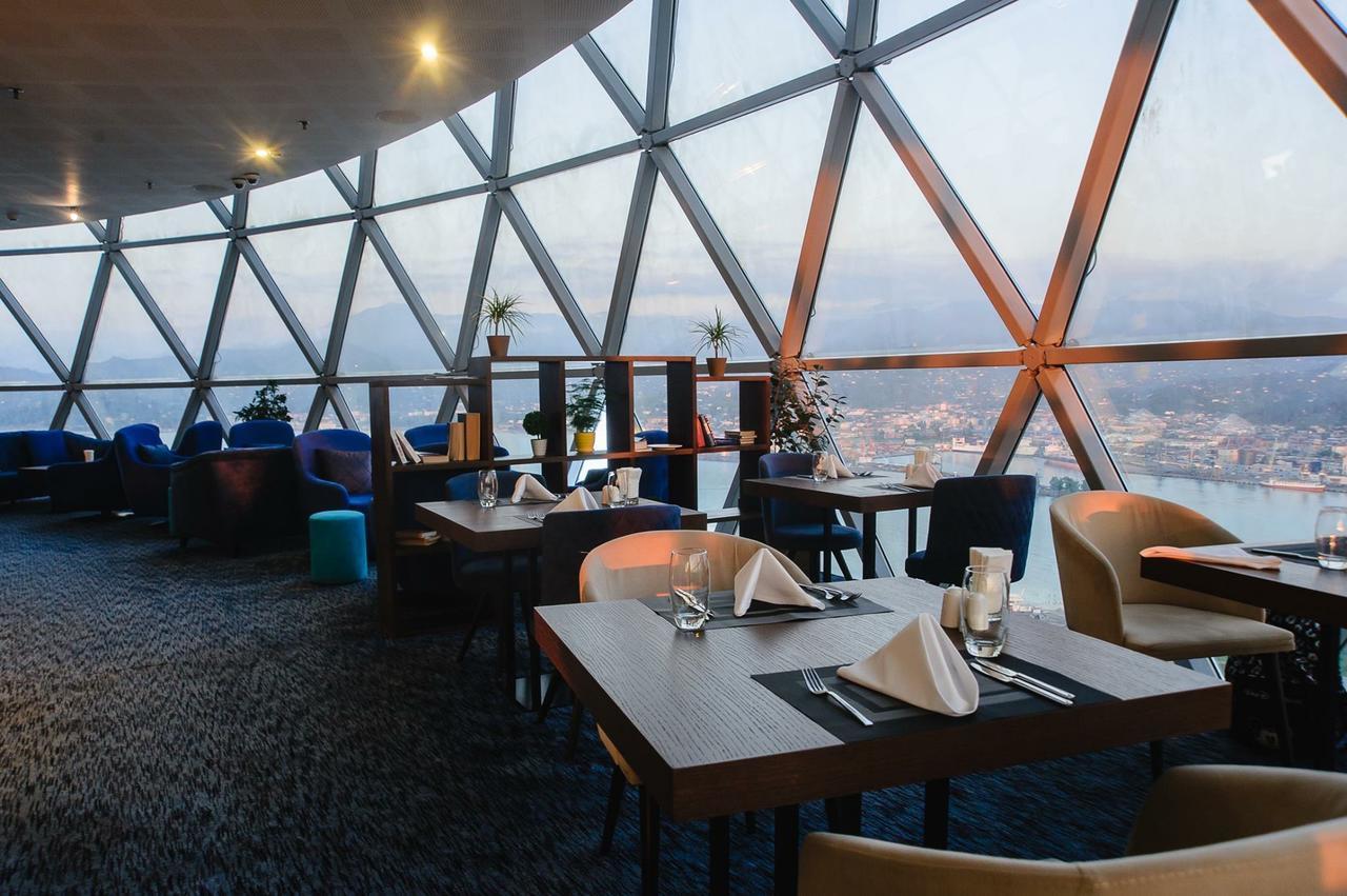 Апартаменты Batumi Center 3 Rooms Экстерьер фото